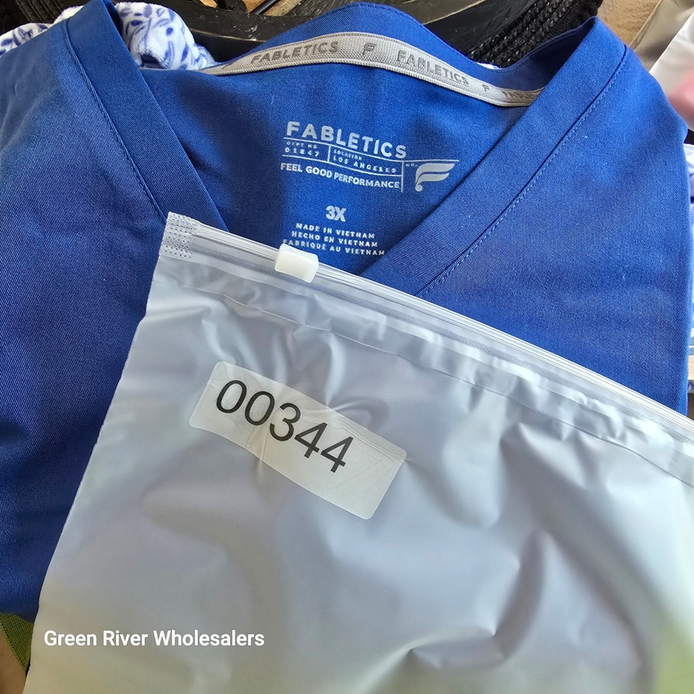 Fabletics Scrub Top 3X‎ Bright Blue Medical Nursing Uniform Healthcare - Picture 6 of 6